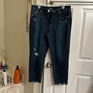 Women’s Time and Tru cropped denim jean- BNWOT